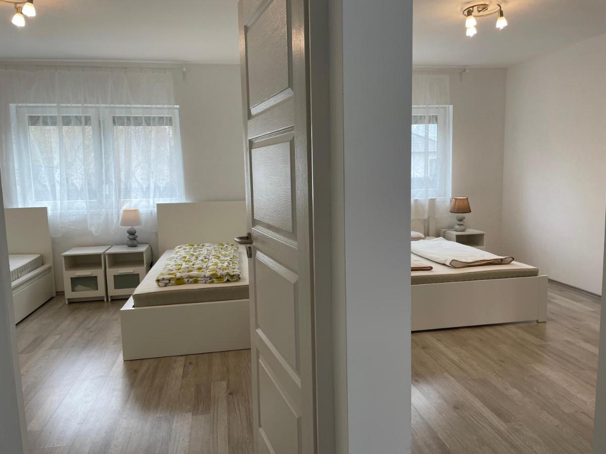 Sorrento Deluxe Apartment - Jacuzzi Siofok Exterior photo